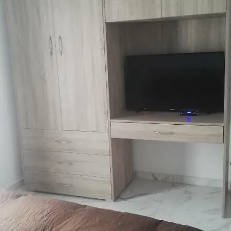 Townhouse Проживание в семье